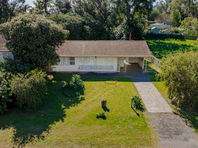 32 Ward Street — photo from Elders Real Estate Mandurah