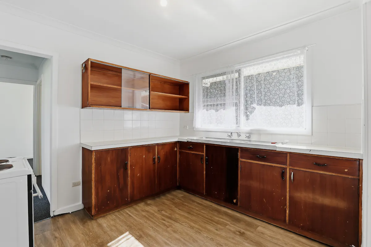 32 Ward Street — photo 8 of 23