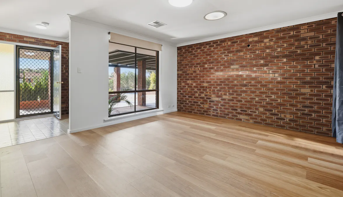 41 Peelwood Parade, Halls Head, WA, 6210 - Image 2