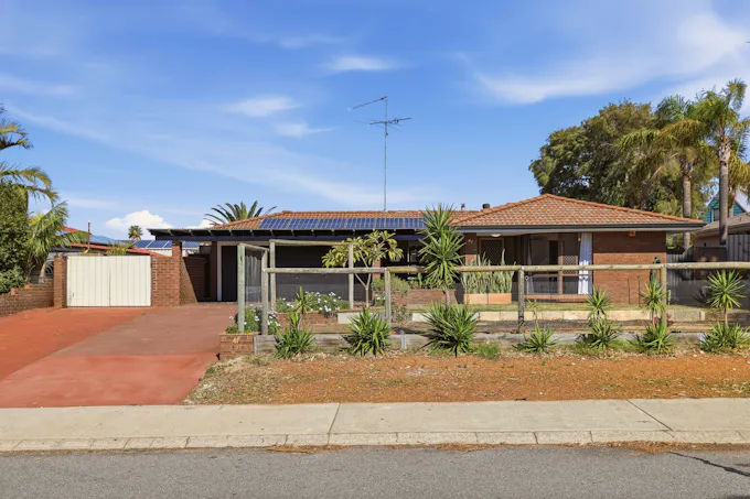 41 Peelwood Parade, Halls Head, WA, 6210