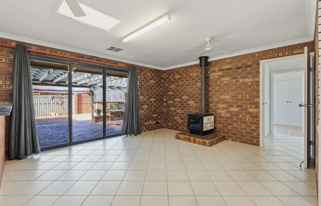 41 Peelwood Parade, Halls Head, WA, 6210 - Image 5