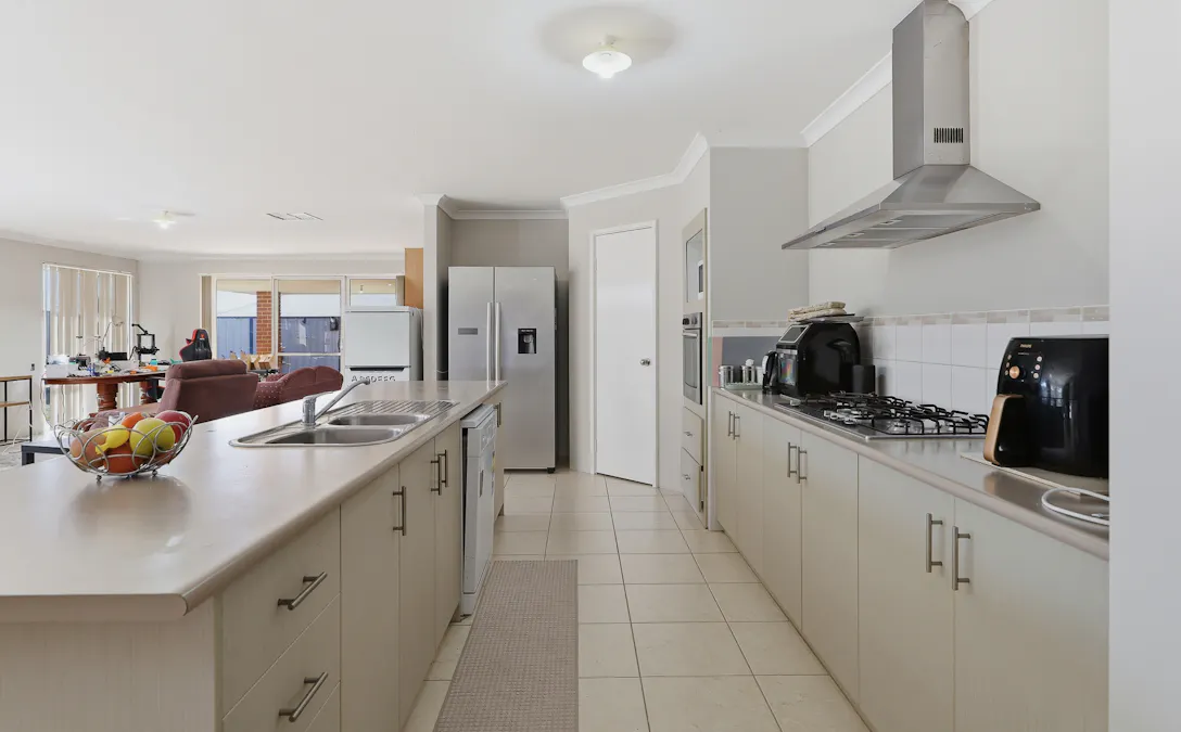 147 Pebble Beach Boulevard, Meadow Springs, WA, 6210 - Image 3