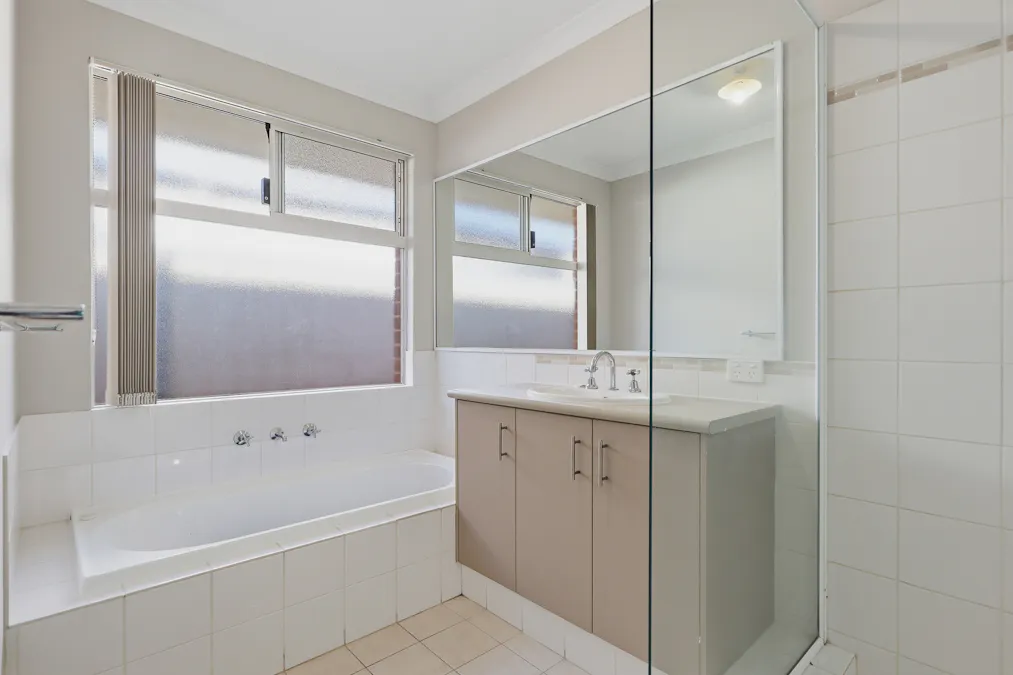 147 Pebble Beach Boulevard, Meadow Springs, WA, 6210 - Image 16