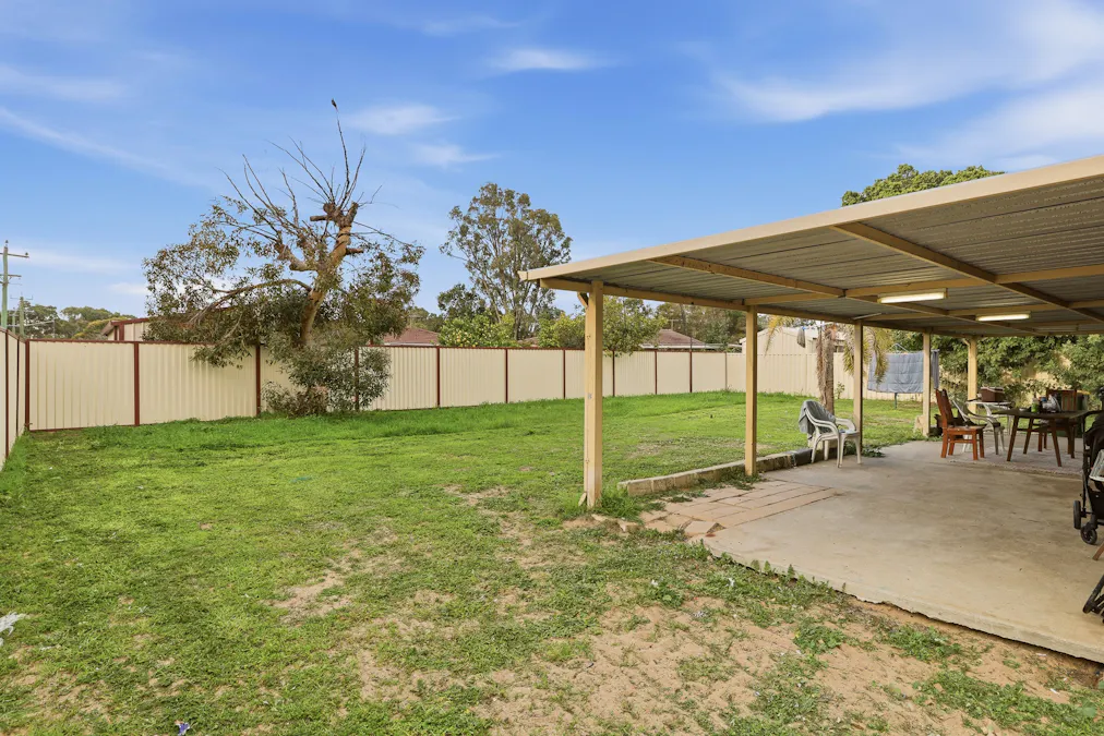 19 Warbrook Place, Coodanup, WA, 6210 - Image 11