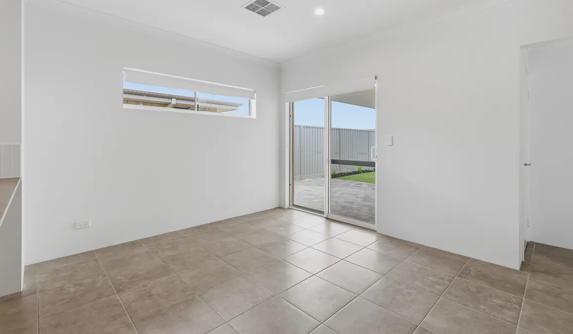21 Rosewood Avenue, South Yunderup, WA, 6208 - Image 6