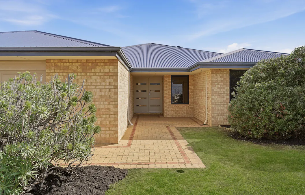 21 Loretta Parkway, Lakelands, WA, 6180 - Image 28