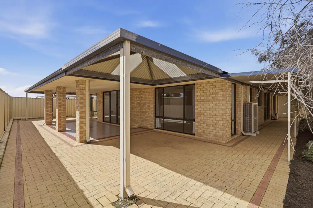 21 Loretta Parkway, Lakelands, WA, 6180 - Image 26