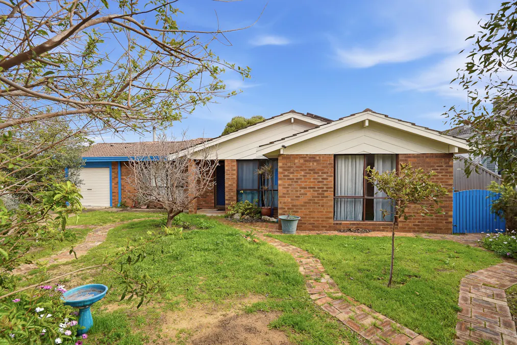 6 Driftwood Road, Silver Sands, WA, 6210 - Image 2