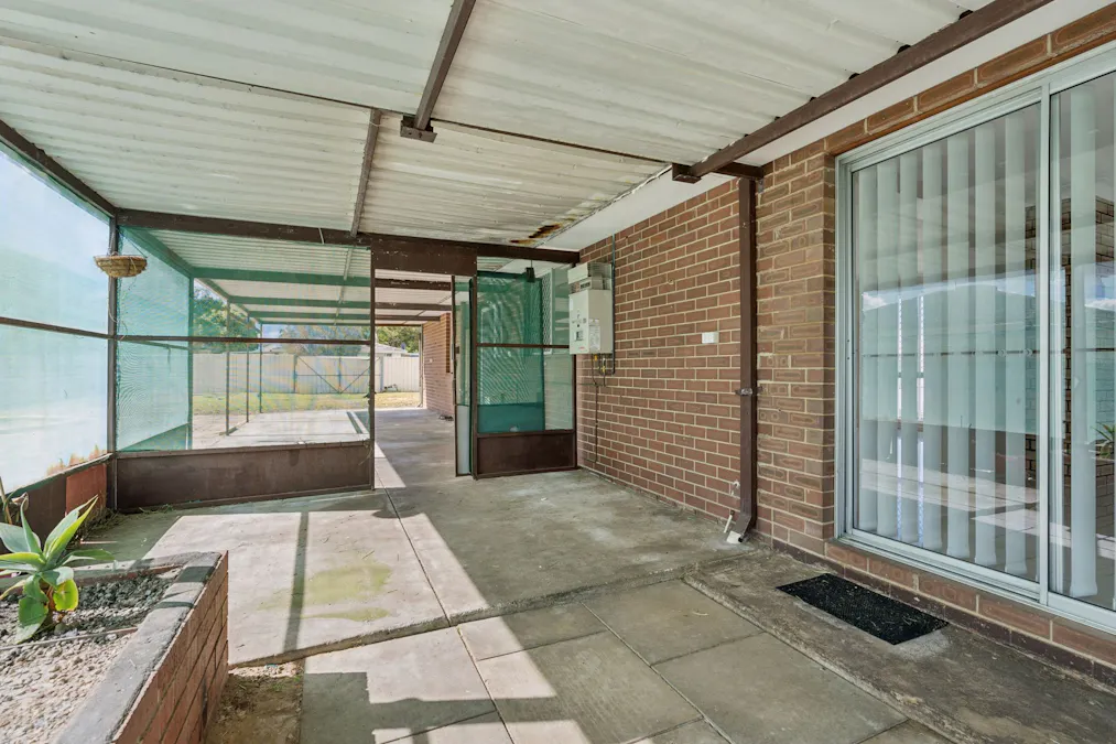 31 Girraween Street, Armadale, WA, 6112 - Image 13