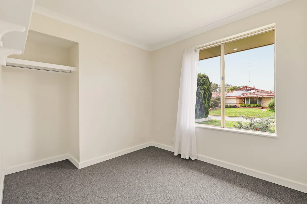 14 St James Place — photo 19 of 27