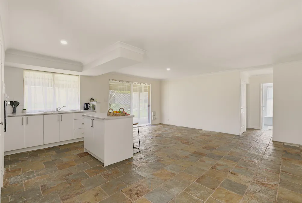 14 St James Place, Greenfields, WA, 6210 - Image 7