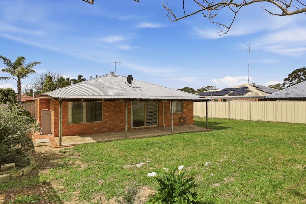 14 St James Place, Greenfields, WA, 6210 - Image 20