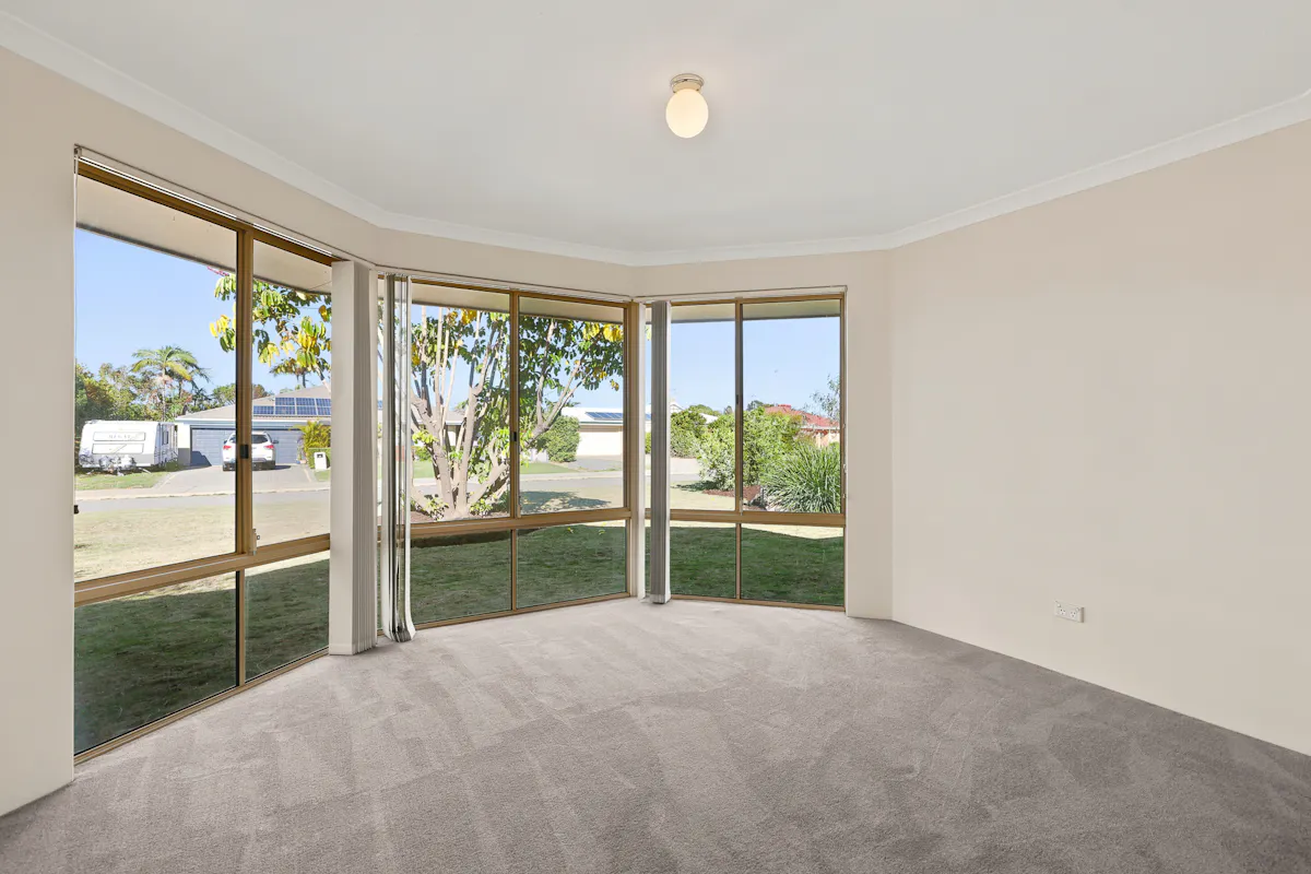 28 Abbotswood Parkway — photo 2 of 22