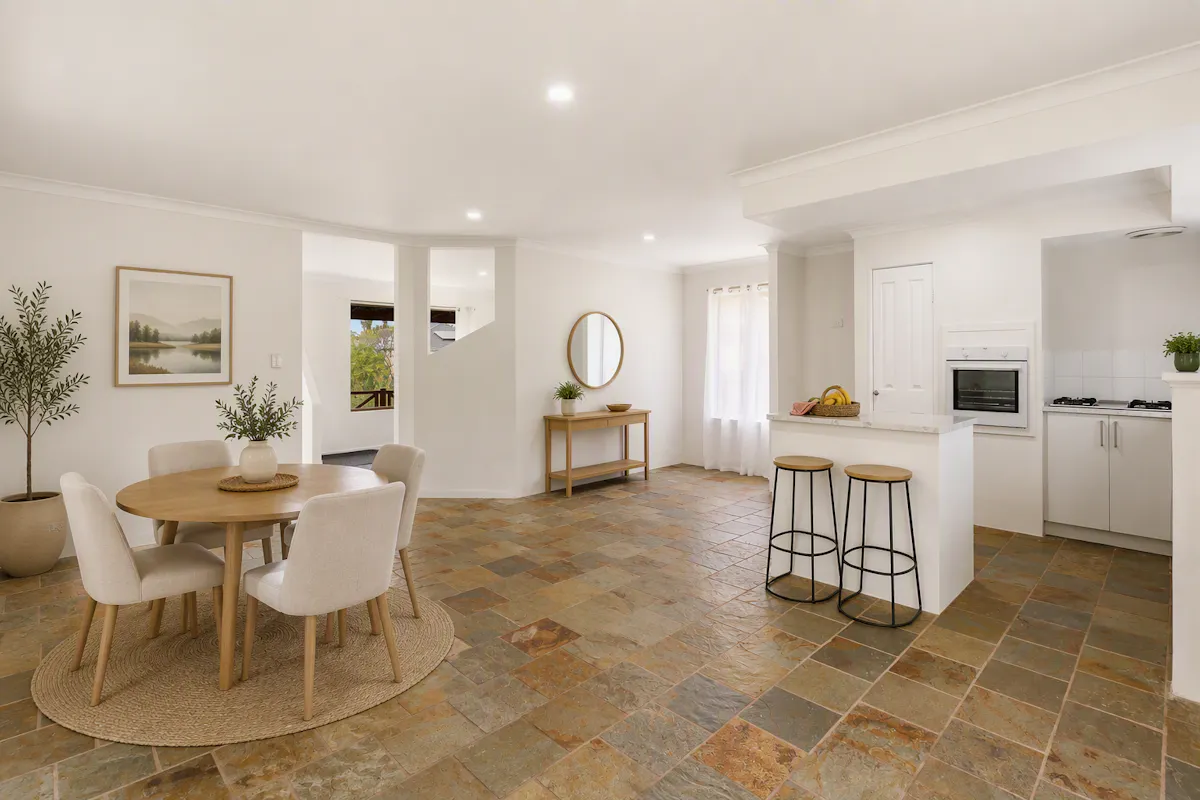 14 St James Place — photo 6 of 27