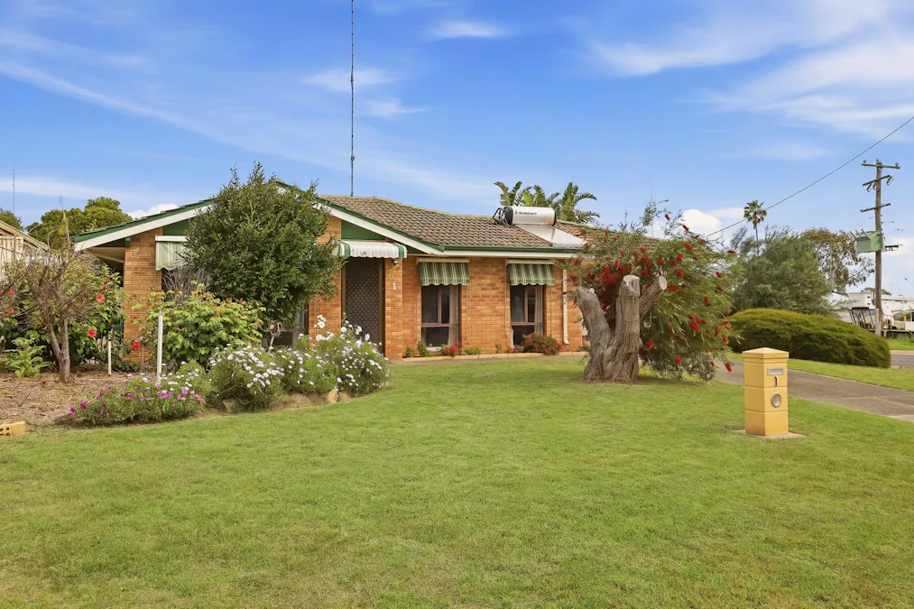 1 Walmsley Street, Waroona, WA, 6215 - Image 6