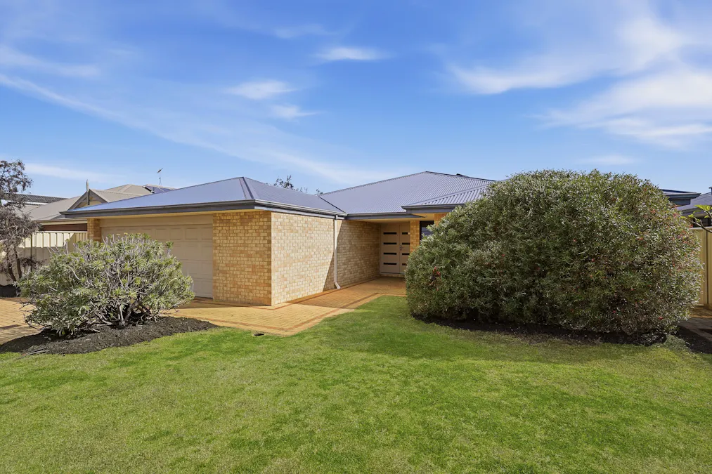 21 Loretta Parkway, Lakelands, WA, 6180 - Image 30