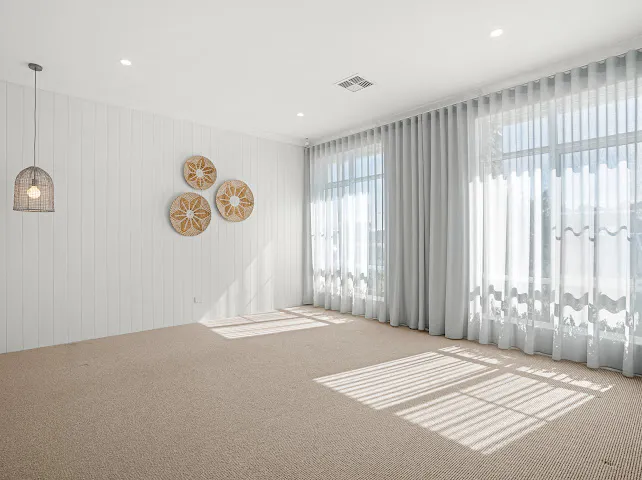 22 Sanford Place — photo 9 of 17