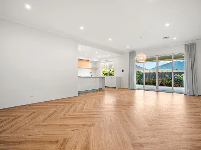 22 Sanford Place — photo 5 of 17