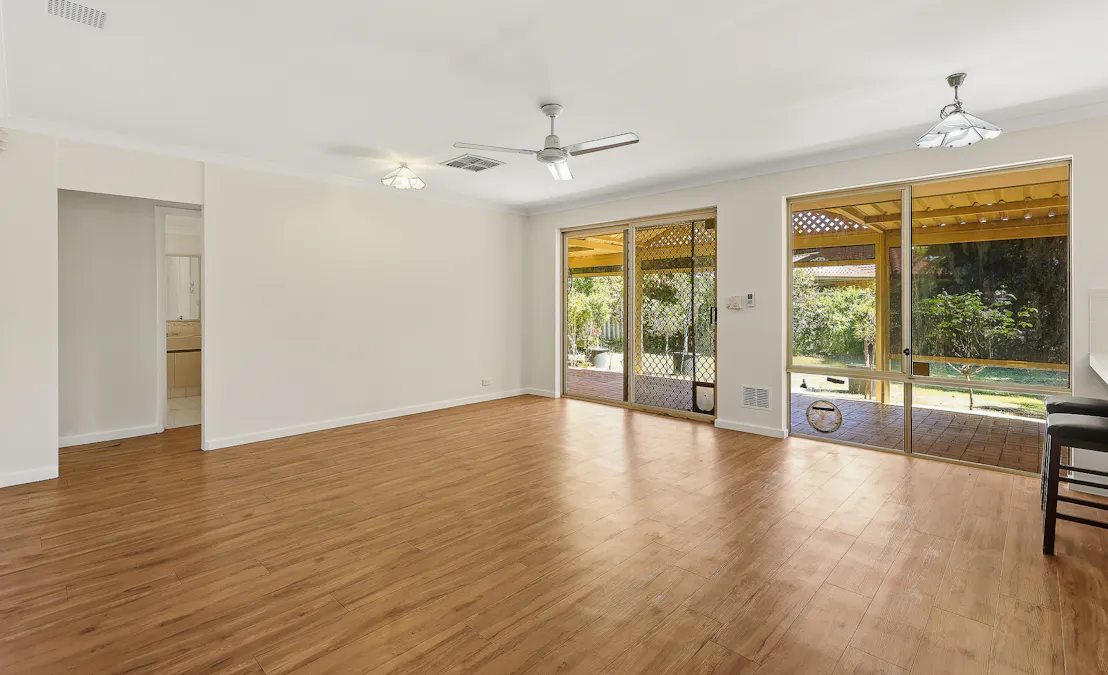 7 Crowthorn Cross, Erskine, WA, 6210 - Image 9