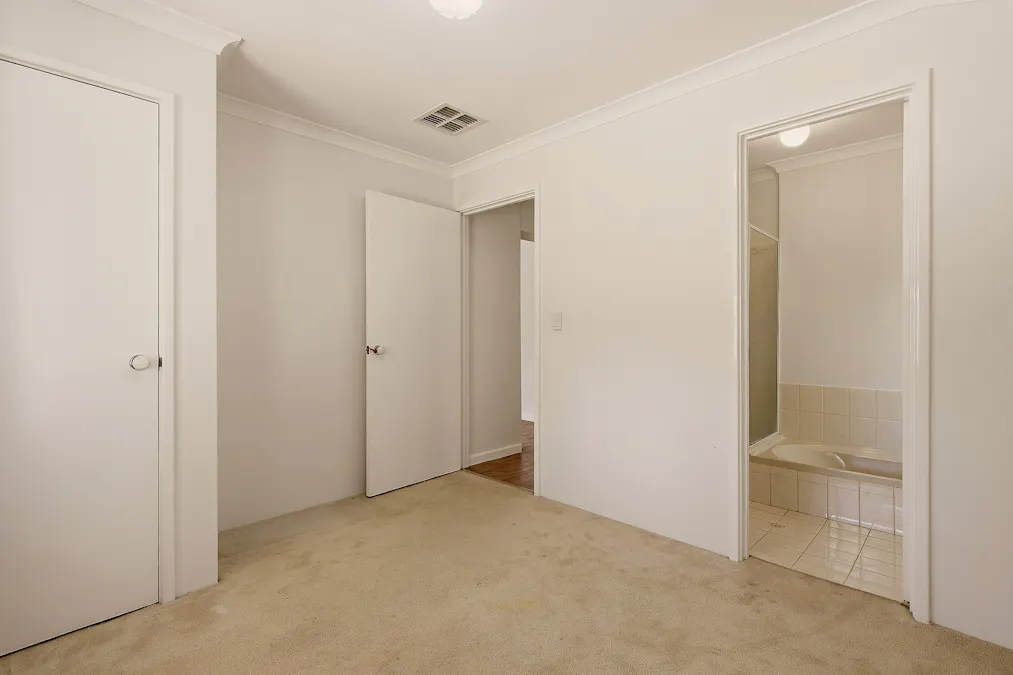 7 Crowthorn Cross, Erskine, WA, 6210 - Image 16
