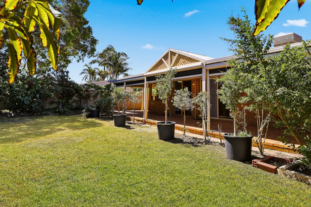 7 Crowthorn Cross, Erskine, WA, 6210 - Image 23