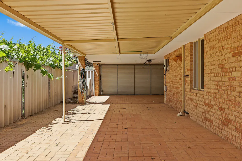 7 Crowthorn Cross, Erskine, WA, 6210 - Image 27