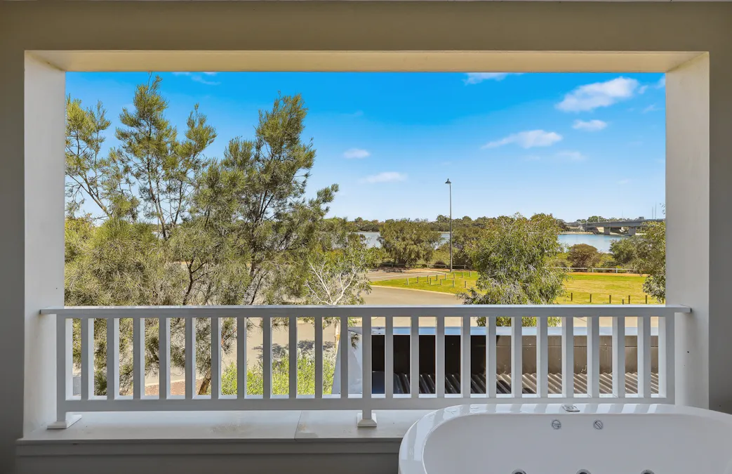9/127 Waterlily Drive, Dudley Park, WA, 6210 - Image 14