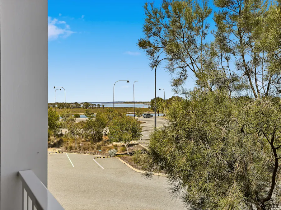 9/127 Waterlily Drive, Dudley Park, WA, 6210 - Image 25