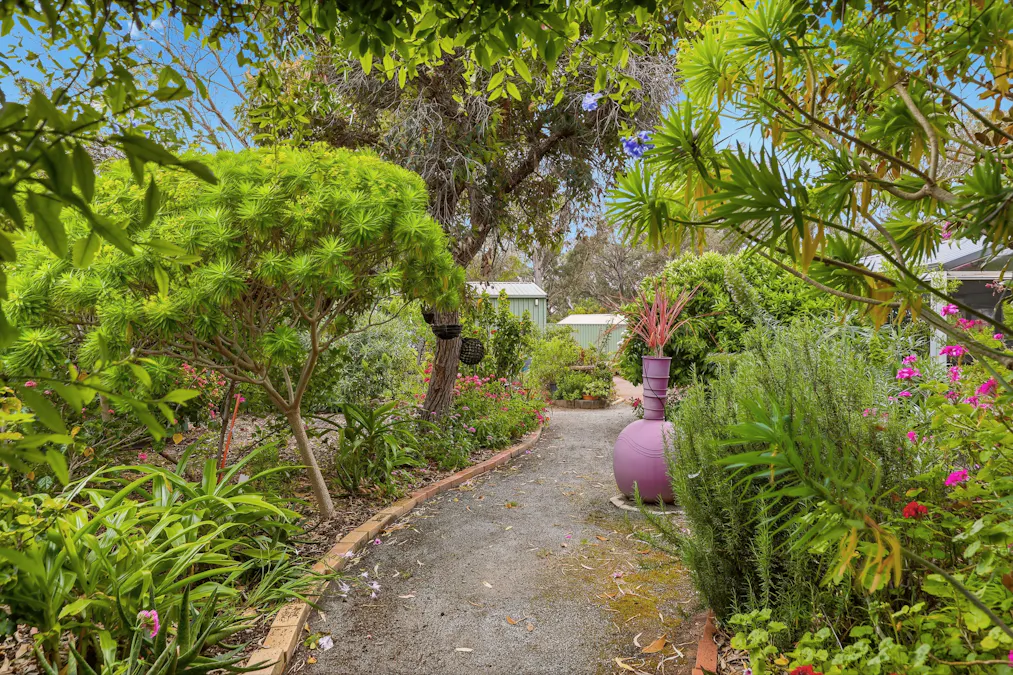 7 Bardoc Way, Greenfields, WA, 6210 - Image 23