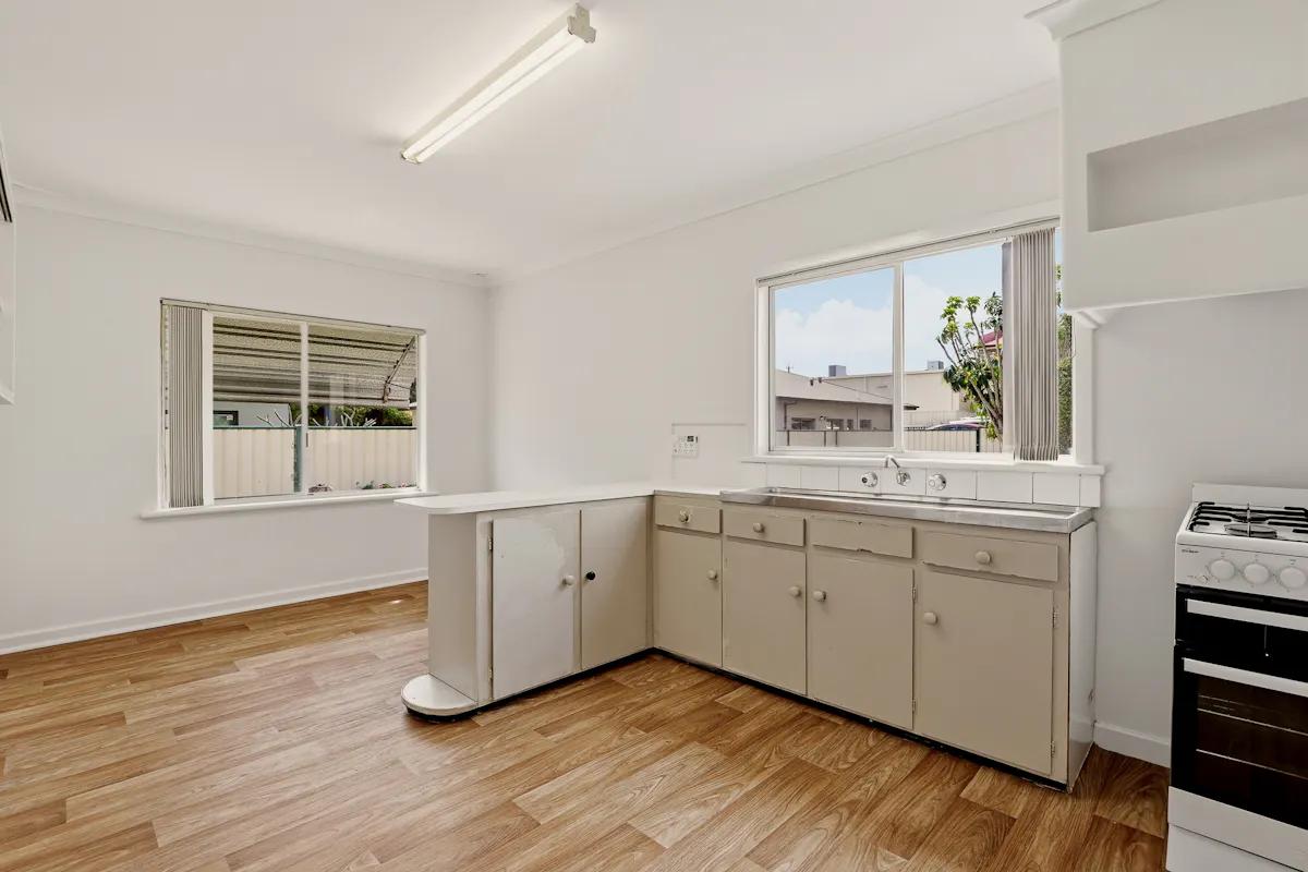 14 Adana Street — photo 13 of 21