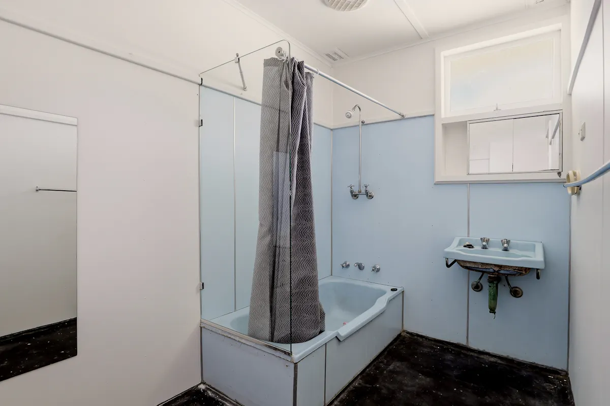 14 Adana Street — photo 16 of 21