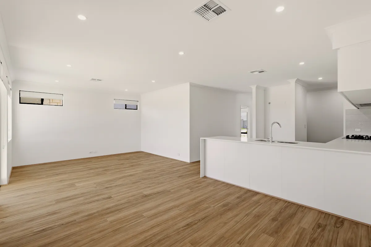 35 Hawdon Road — photo 6 of 25